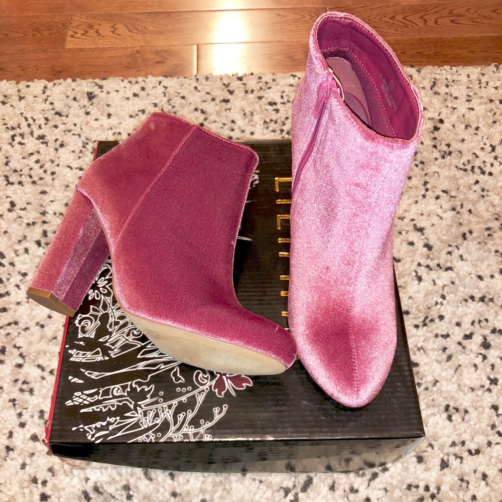 Velvet almond pointed toe block heel ankle bootie